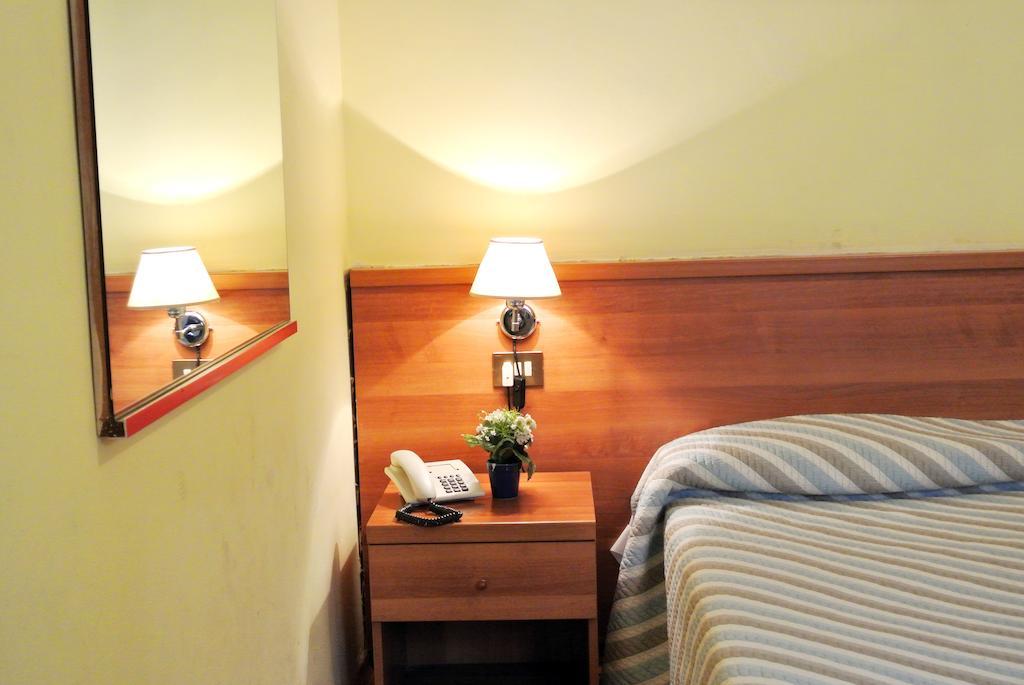 Hotel Giada Rome Bilik gambar