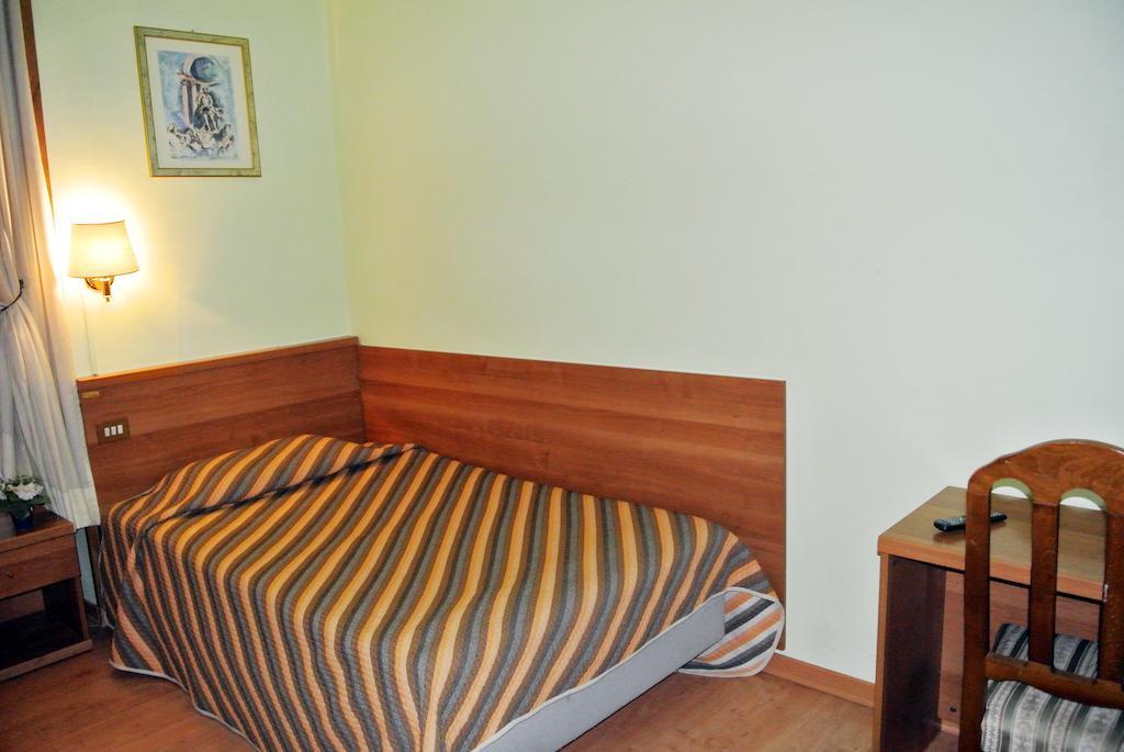 Hotel Giada Rome Bilik gambar